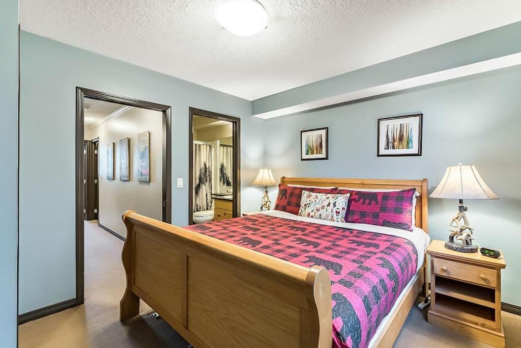 Mystic Getaway Apartamento Canmore Exterior foto