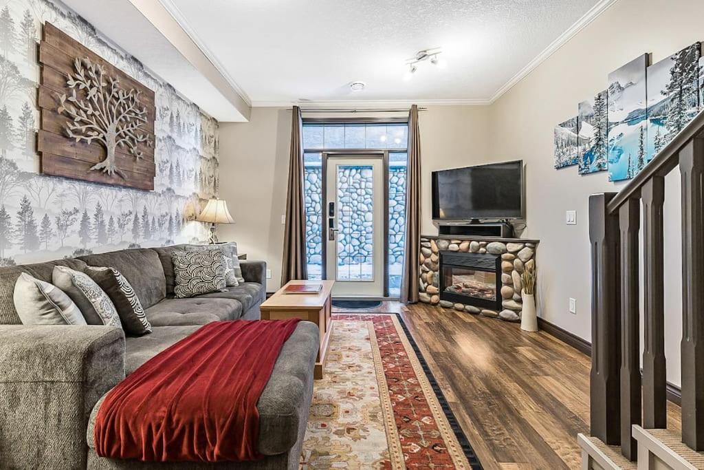 Mystic Getaway Apartamento Canmore Exterior foto